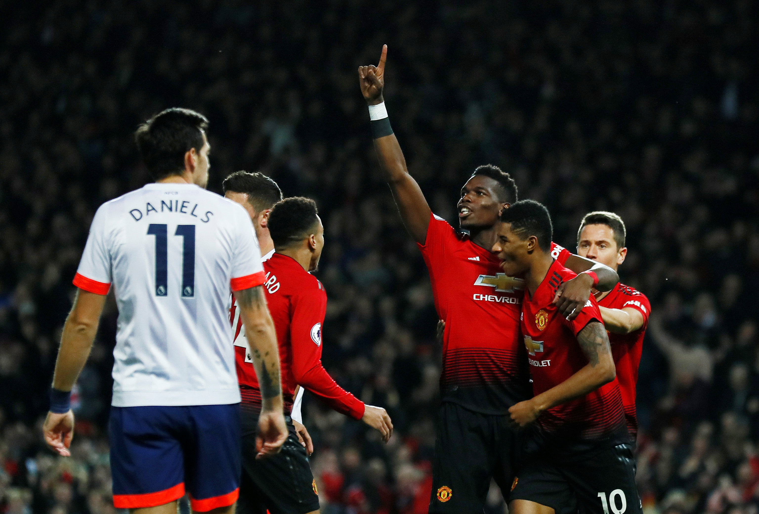 中展露头角 中展露头角