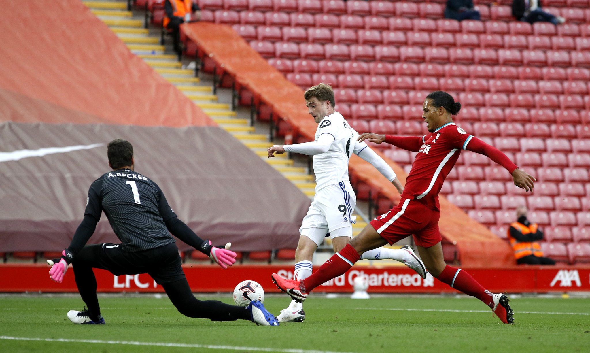 同时也让我 同时也让我